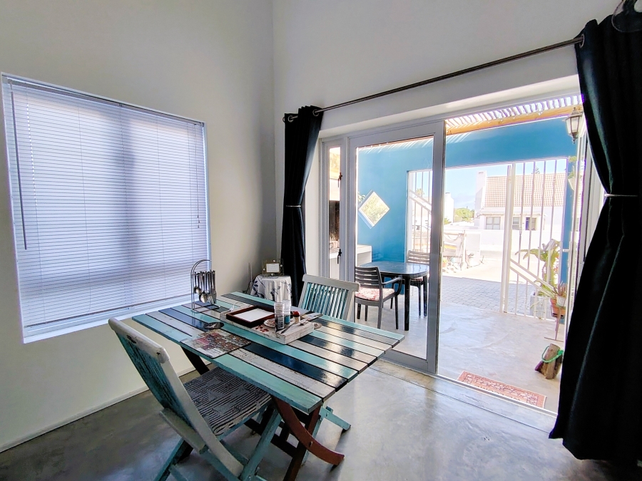 1 Bedroom Property for Sale in Golden Mile Western Cape